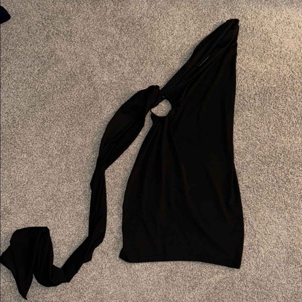 Block body on dress open back